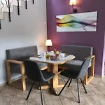 Mountain View Apartment *