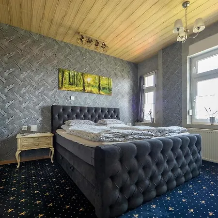 Mountain View Apartment